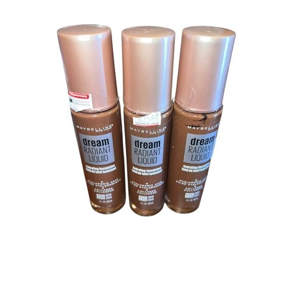 3 Maybelline Dream Radiant Liquid Hydrating Foundation 135 Java - Picture 1 of 3